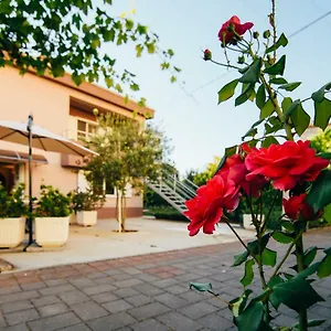 https://apartment-relja-zadar-23000.hotelinzadar.com